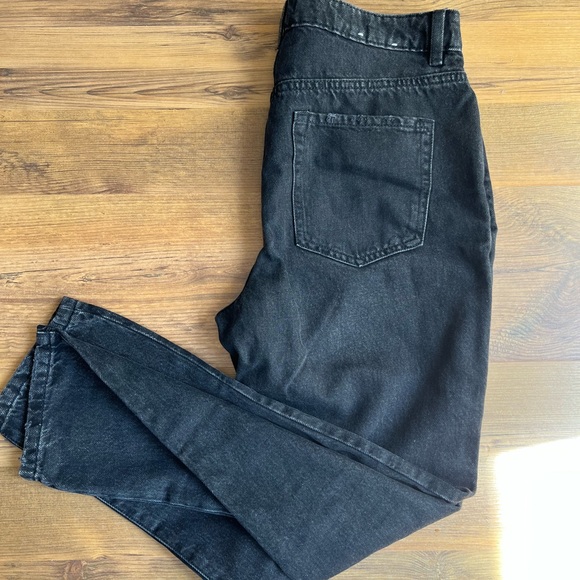 Garage Mom Jean - Picture 4 of 5